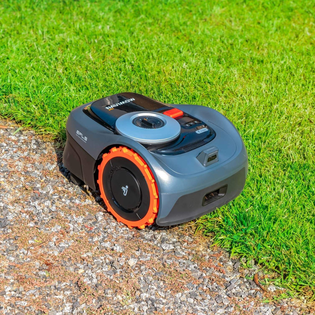 Magnus – gräsklippningsrobot
